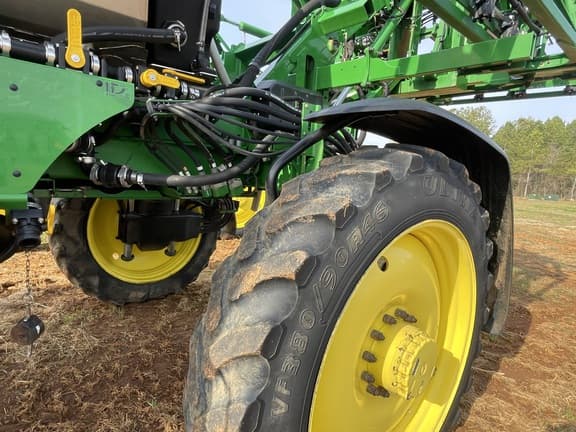 Image of John Deere 410R equipment image 1