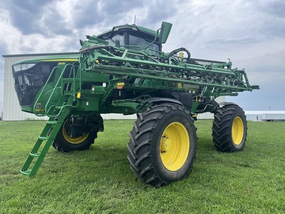 Image of John Deere 410R equipment image 2