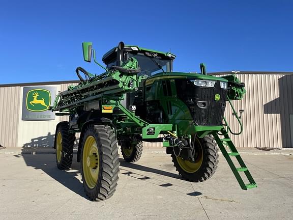 Image of John Deere 410R equipment image 1