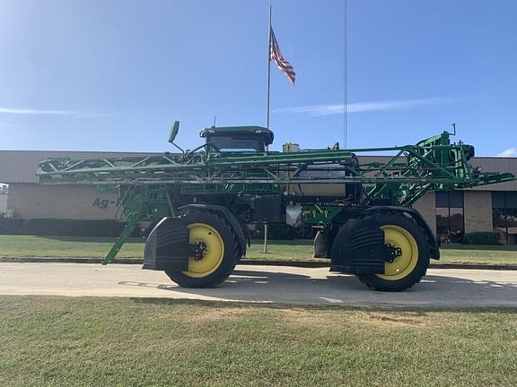 Image of John Deere 410R equipment image 3