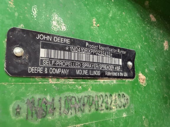 Image of John Deere 410R equipment image 1