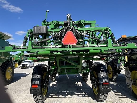 Image of John Deere 410R equipment image 4