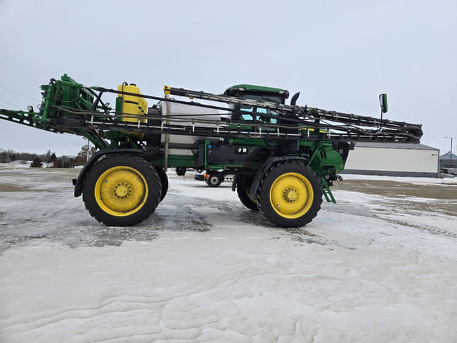 Image of John Deere 410R Image 1