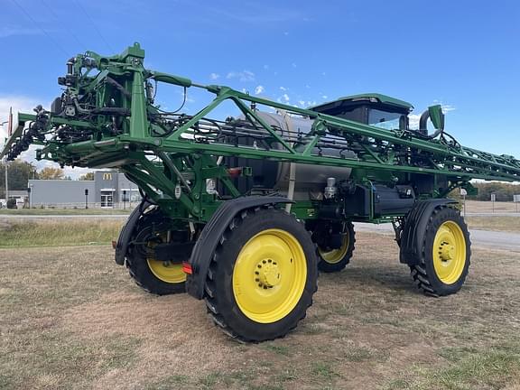 Image of John Deere 410R equipment image 1