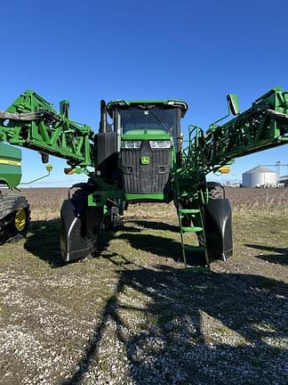 Image of John Deere 410R equipment image 1