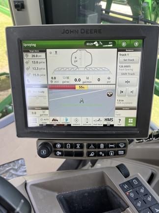 Image of John Deere 410R equipment image 2