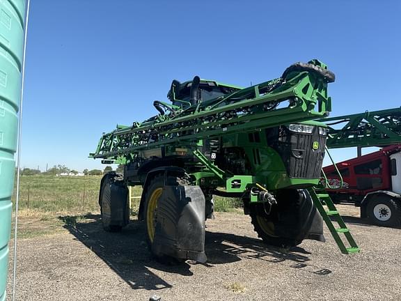 Image of John Deere 410R equipment image 3