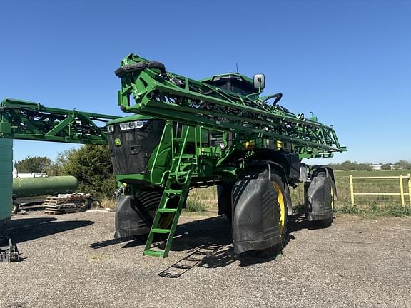 Image of John Deere 410R equipment image 4