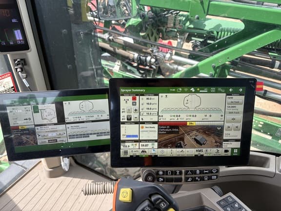 Image of John Deere 410R equipment image 4