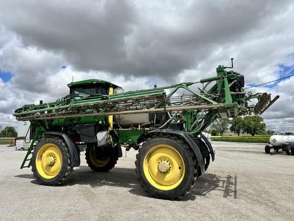 Image of John Deere 410R equipment image 2