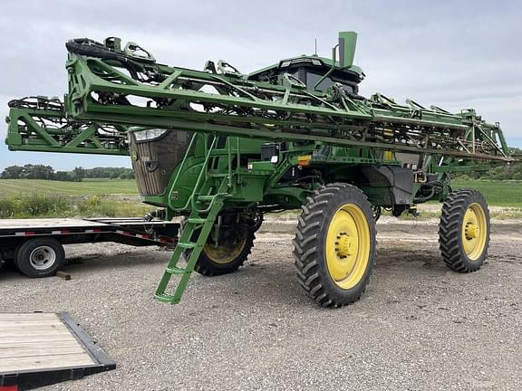 Image of John Deere 410R Primary image