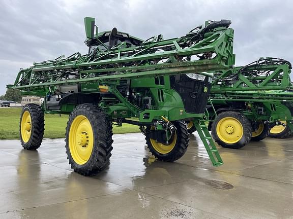 Image of John Deere 410R equipment image 1