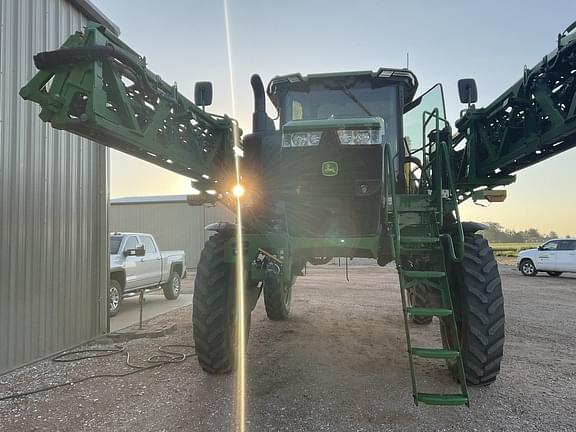 Image of John Deere 410R equipment image 1