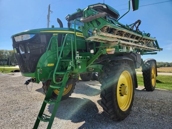 Image of John Deere 410R equipment image 4