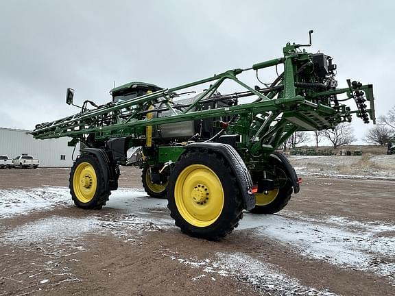 Image of John Deere 410R equipment image 4