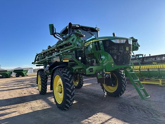 Image of John Deere 410R equipment image 3