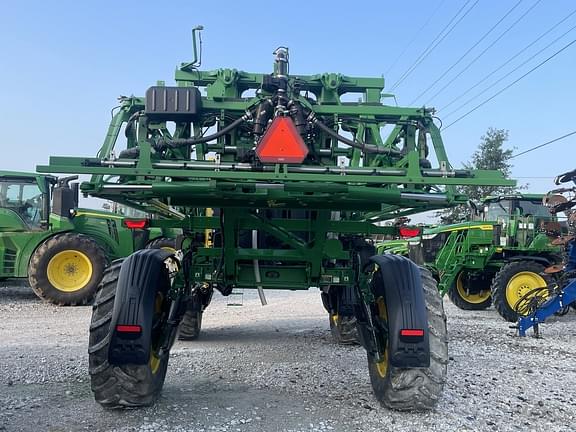 Image of John Deere 410R equipment image 1