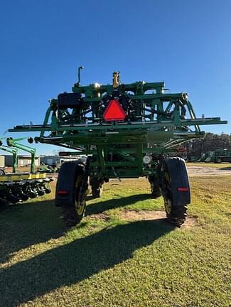 Image of John Deere 410R equipment image 4