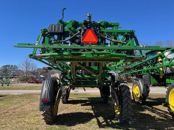 Image of John Deere 410R equipment image 3