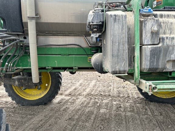 Image of John Deere 410R equipment image 1