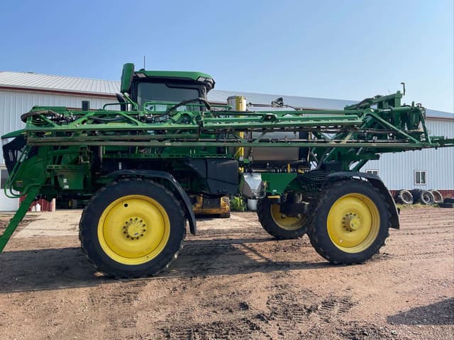 Image of John Deere 410R equipment image 4