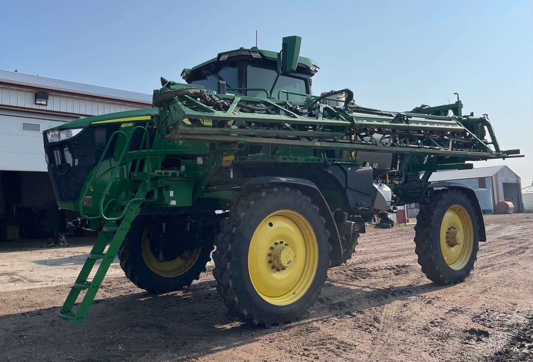 Image of John Deere 410R Primary image