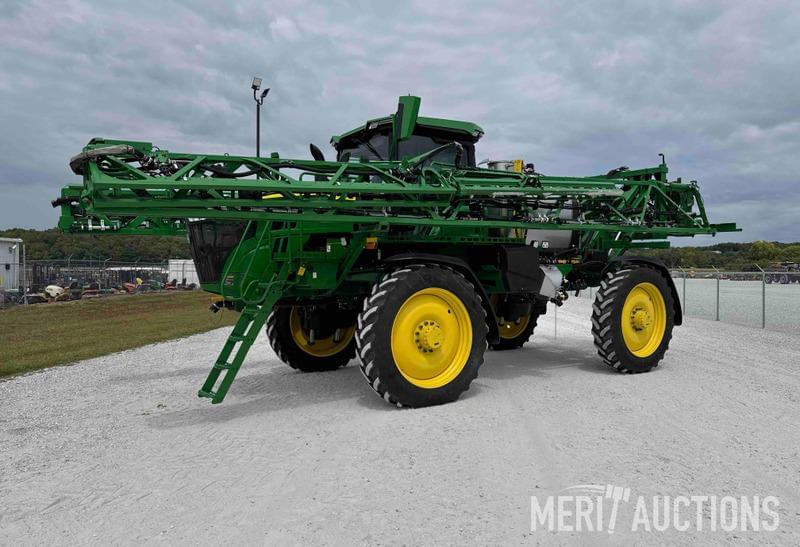 Image of John Deere 410R Primary image