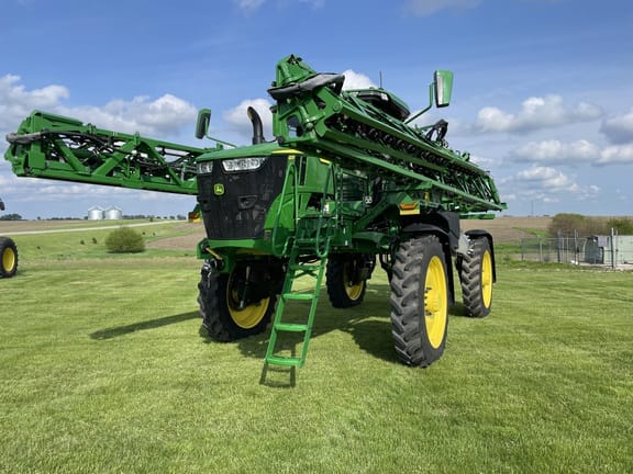 Main image John Deere 412R