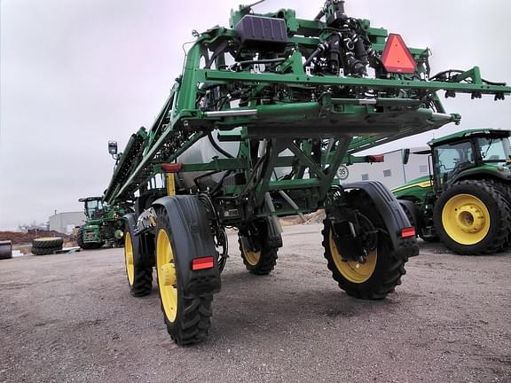 Image of John Deere 412R equipment image 3