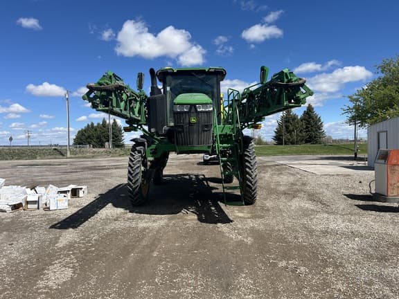 Image of John Deere 412R equipment image 1