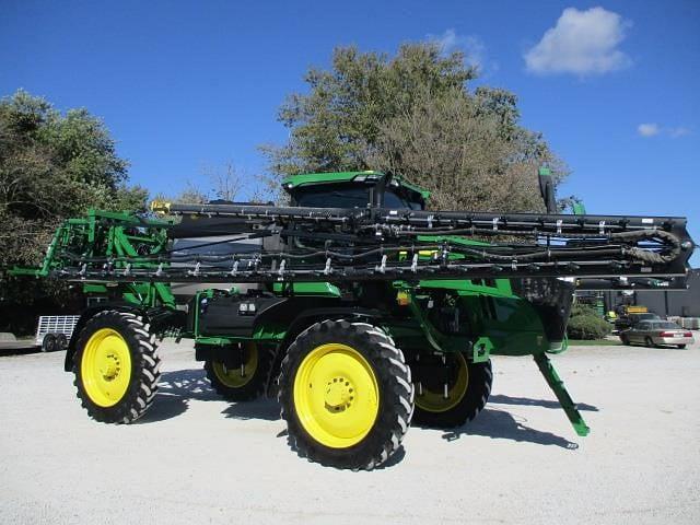 Image of John Deere 412R equipment image 1