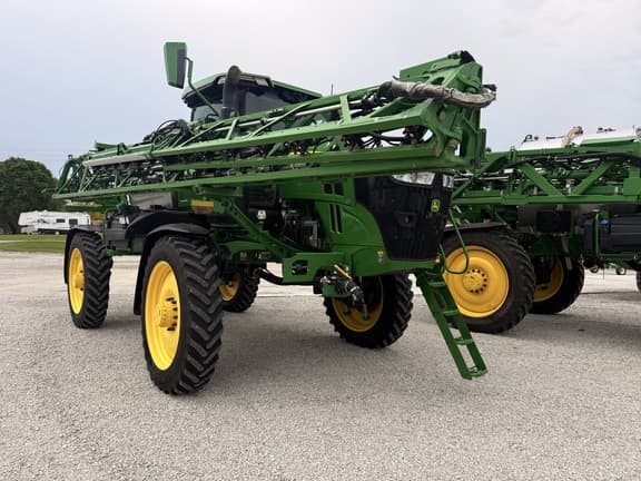 Image of John Deere 412R Primary image