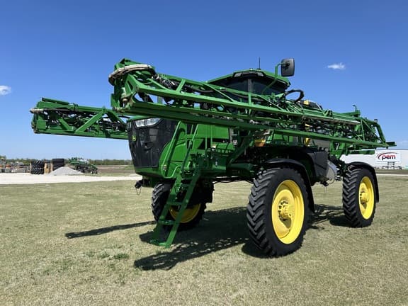 Image of John Deere 412R Primary image