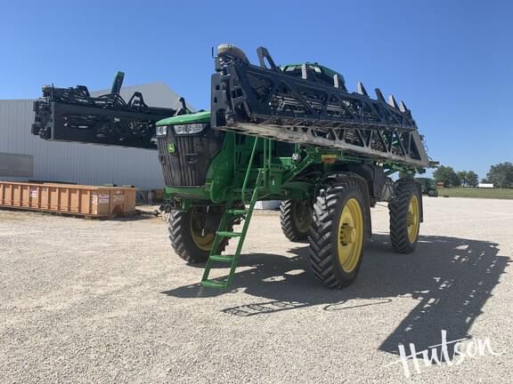 Image of John Deere 412R equipment image 2