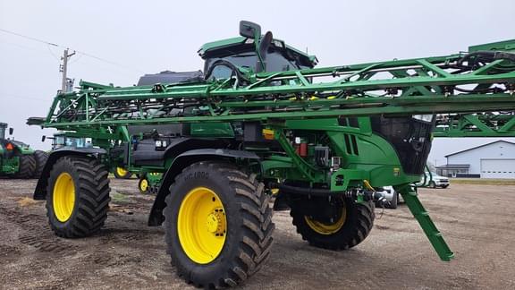 Image of John Deere 412R equipment image 2