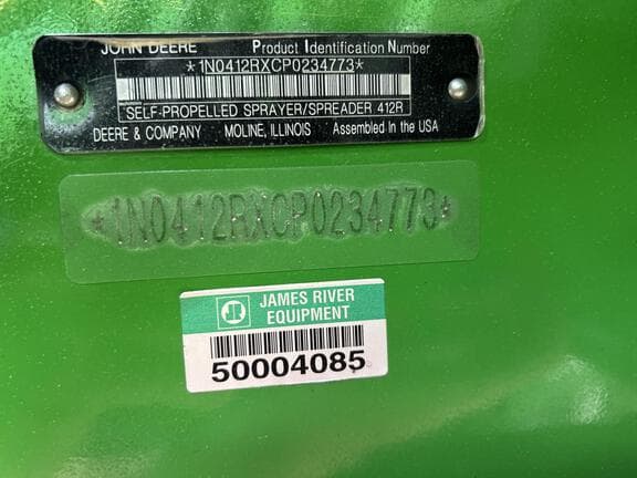 Image of John Deere 412R equipment image 4