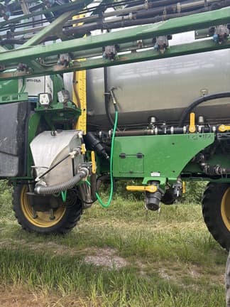 Image of John Deere 412R equipment image 2