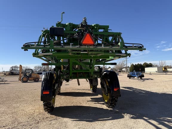 Image of John Deere 412R equipment image 3