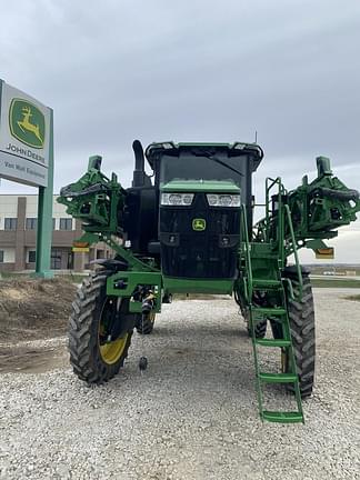 Image of John Deere 412R equipment image 1