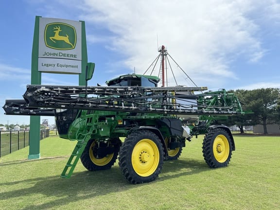 Main image John Deere 412R