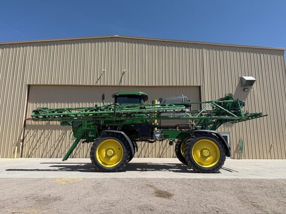 Image of John Deere 412R equipment image 1