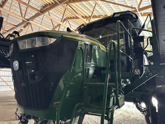 Image of John Deere 412R equipment image 1