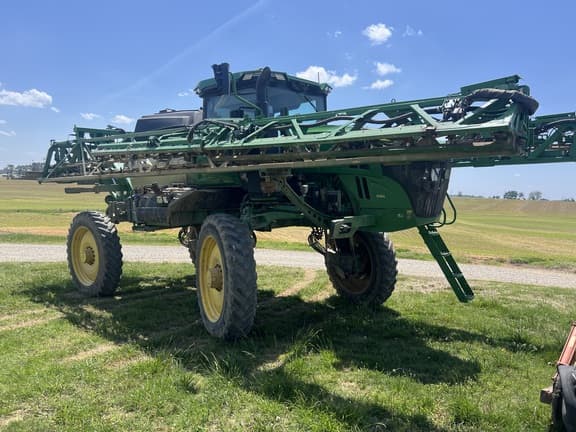 Image of John Deere 412R Primary image