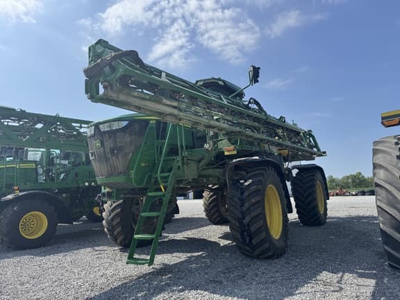 Image of John Deere 412R equipment image 1