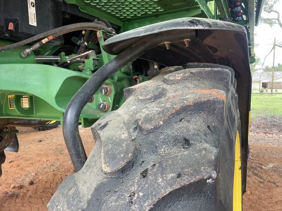 Image of John Deere 412R equipment image 3