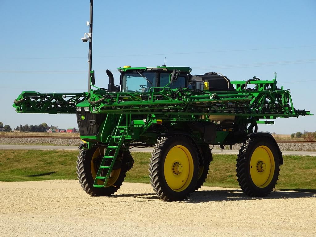 Image of John Deere 412R Primary image