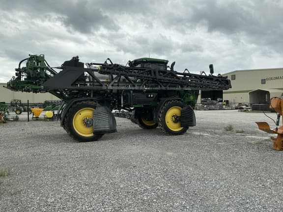 Image of John Deere 412R equipment image 3
