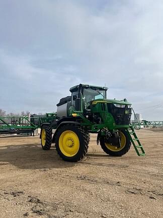 Image of John Deere 412R equipment image 3