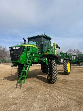 Image of John Deere 412R equipment image 2