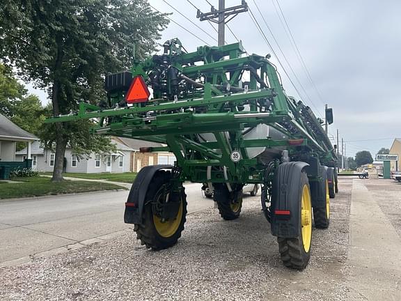 Image of John Deere 412R equipment image 4